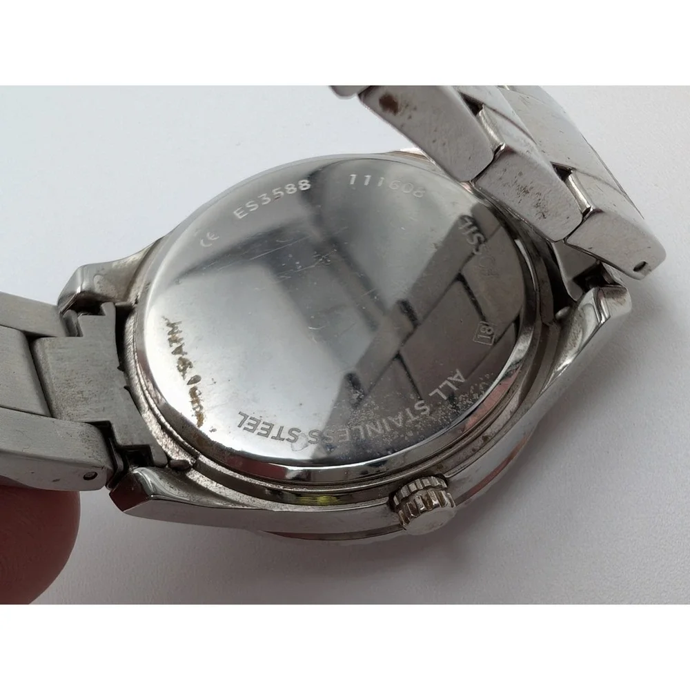 Fossil Stella ES3722 Women Silver Stainless Steel Analog Dial Wrist Watch JNA319